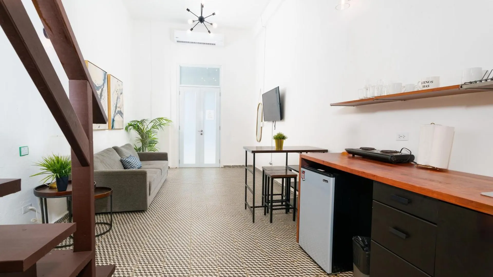 Excellent Location In Sj Elk.4 Apartment San Juan Puerto Rico